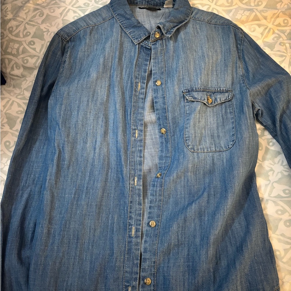 BDG Light Blue Chambray Button-Up